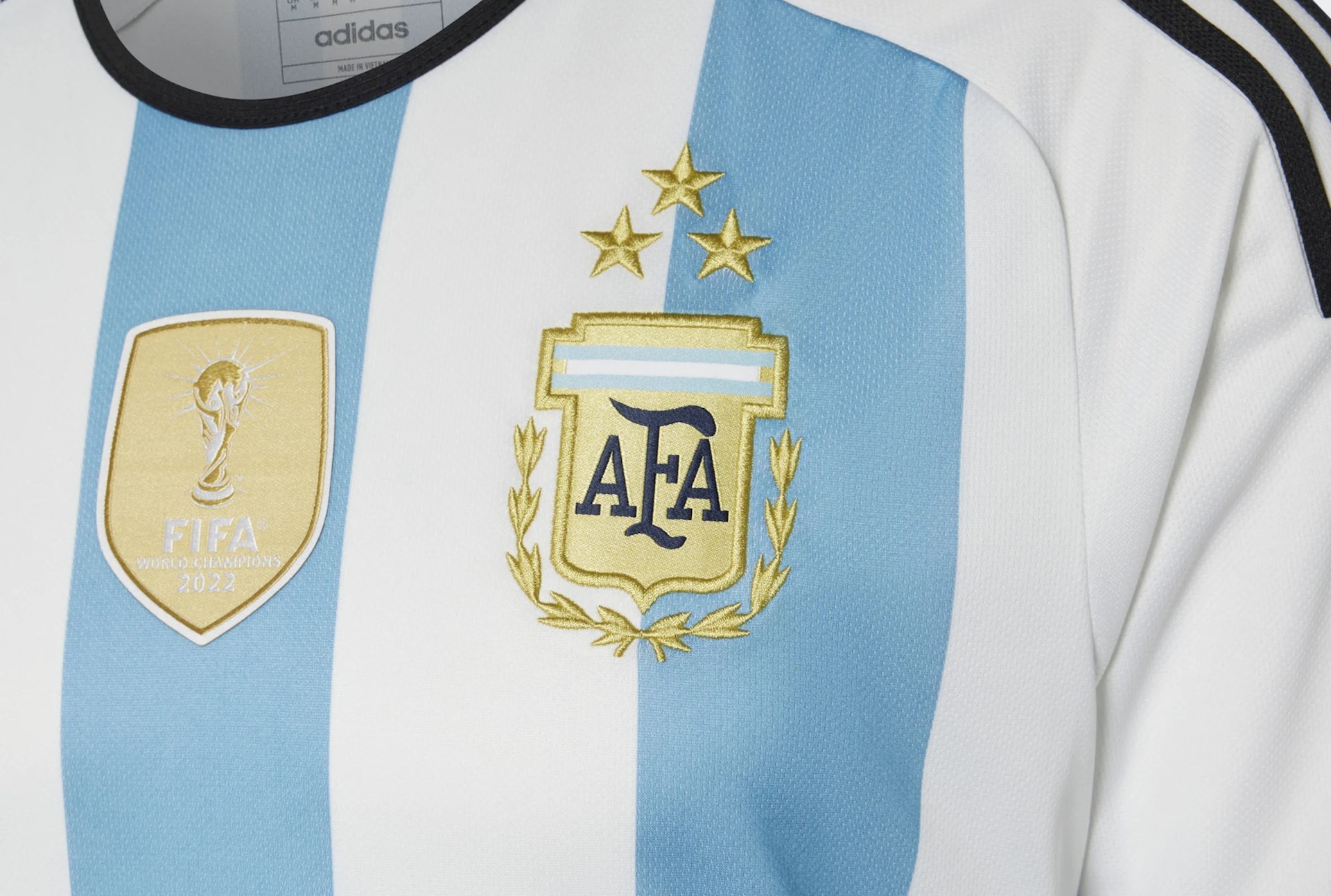 argentinie-voetbalshirt-3-sterren.jpg