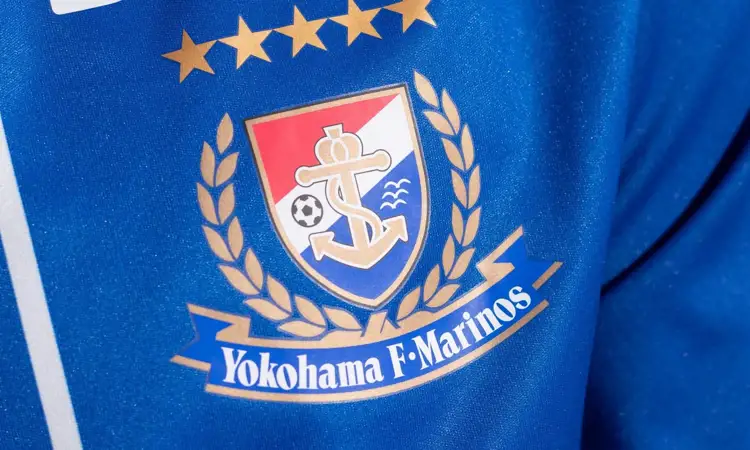 Yokohama F. Marinos voetbalshirts 2023