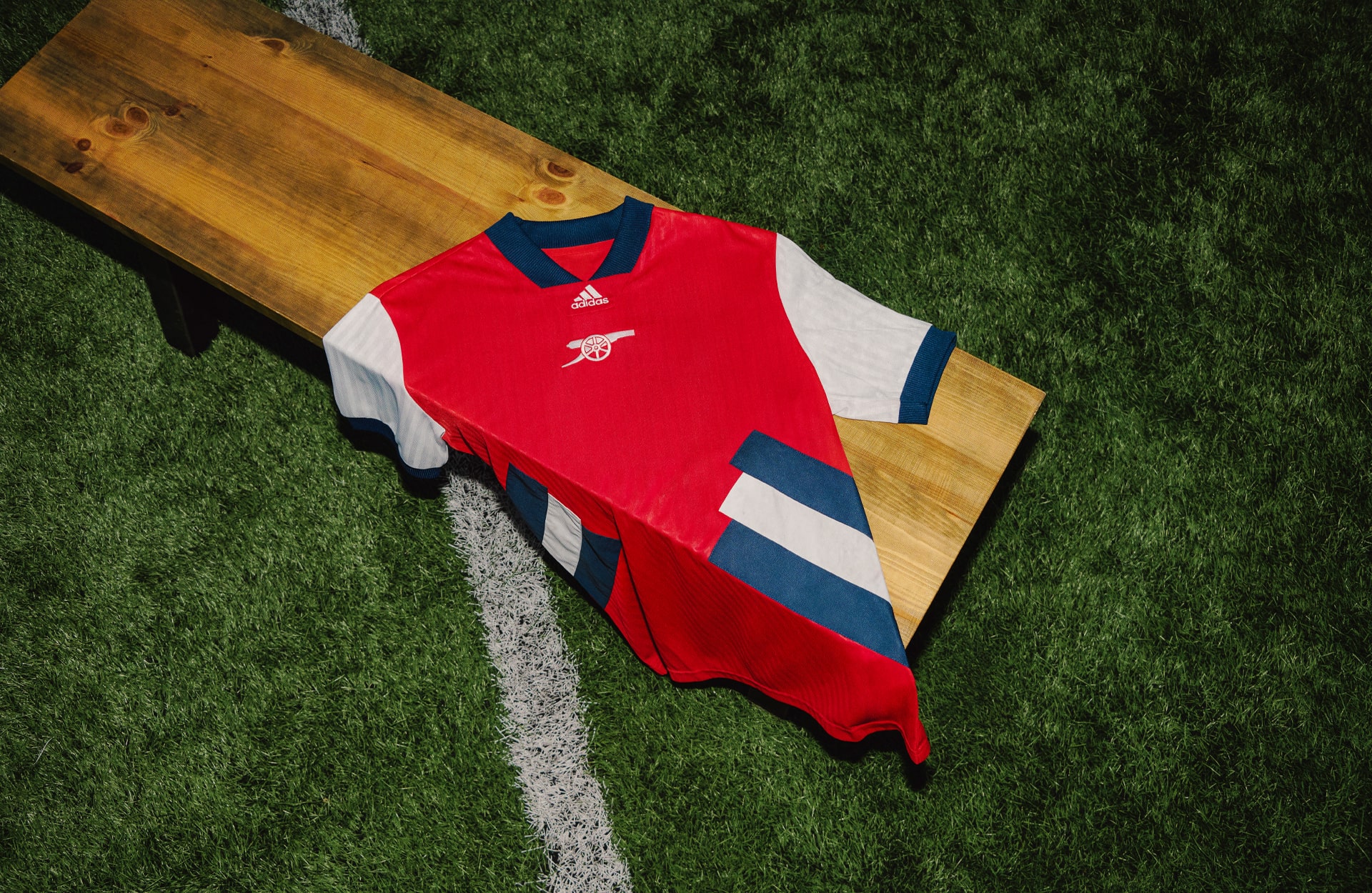 Dit zijn de adidas Arsenal Icon voetbalshirts