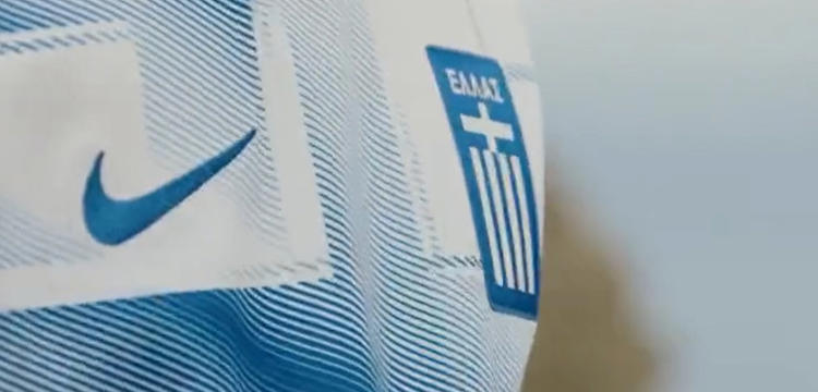 griekenland-voetbalshirts-2023-2024.jpg