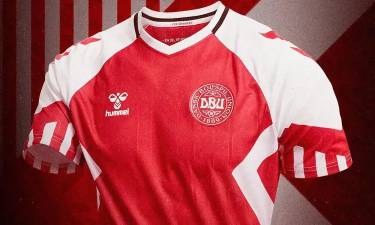 Denemarken voetbalshirts 2023-2024
