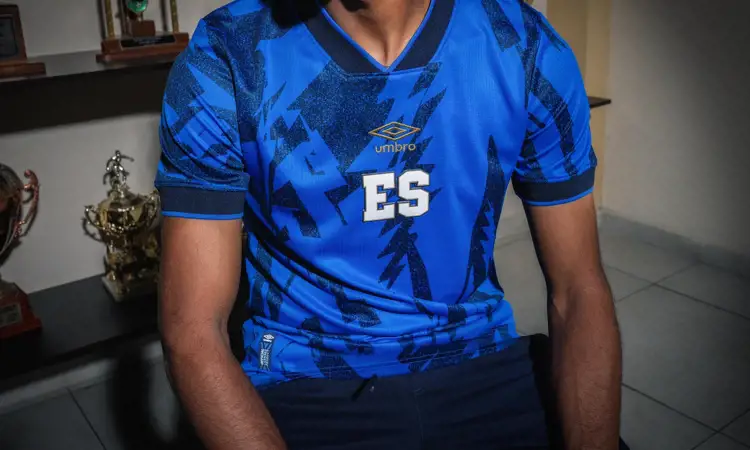 El Salvador voetbalshirts 2023-2024