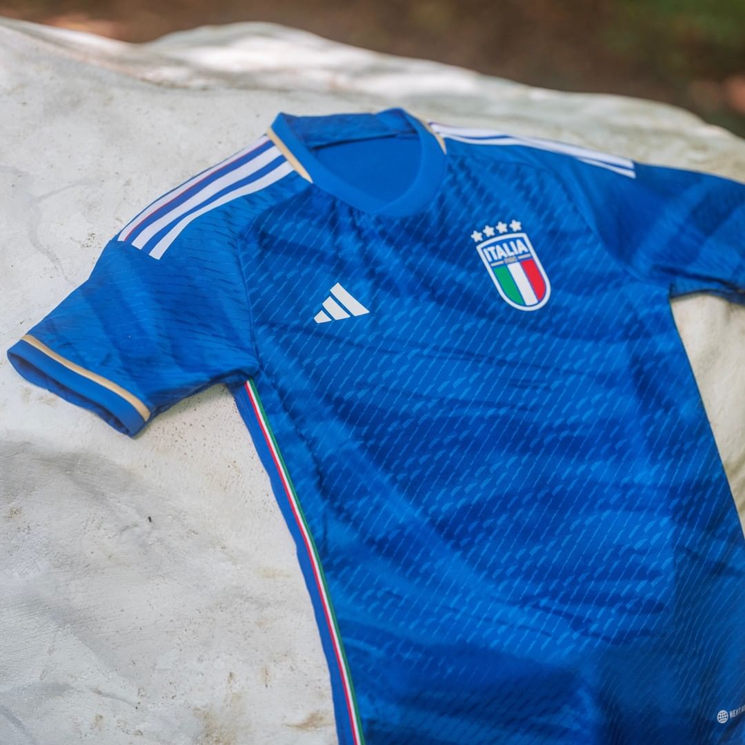 Italië dames thuisshirt WK 2023