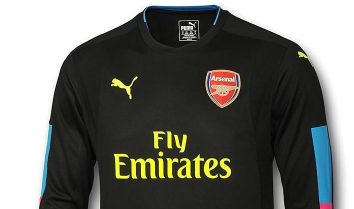 arsenal-shirt-keeper.jpg