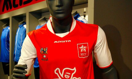 mvv-maastricht-voetbalshirts-2016-2017.jpg