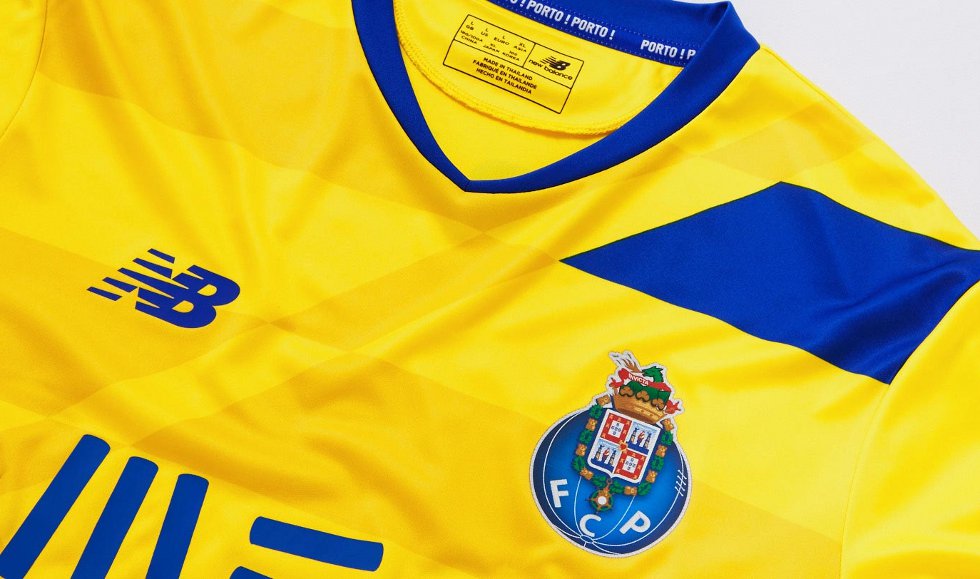 fc-porto-3rd-shirt-2016-2017-new-balance.jpg