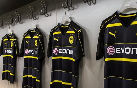 dortmund-uit-shirt-2016-2017-puma.jpg