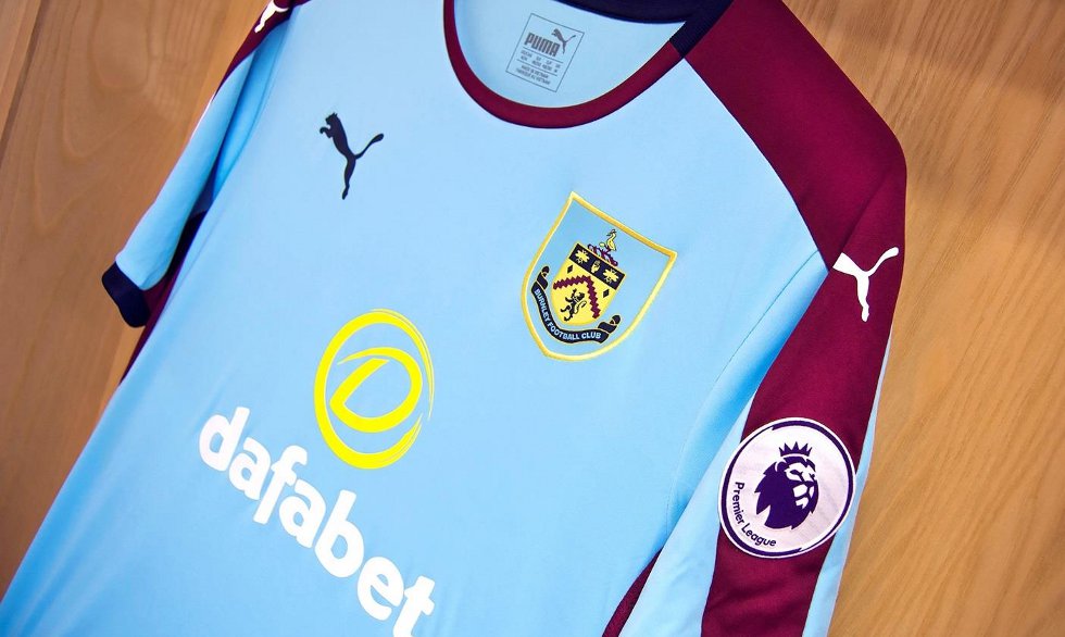 burnley-uitshirts-2016-2017.jpg