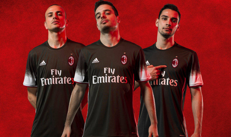 milan-3e-shirt-2016-2017.jpg