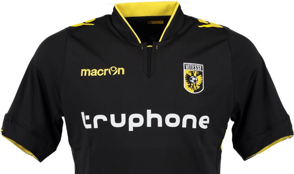 vitesse-shirt-2016-2017-macron.jpg
