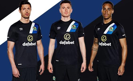 blackburn-rovers-shirt-umbro-2016-2017.jpg