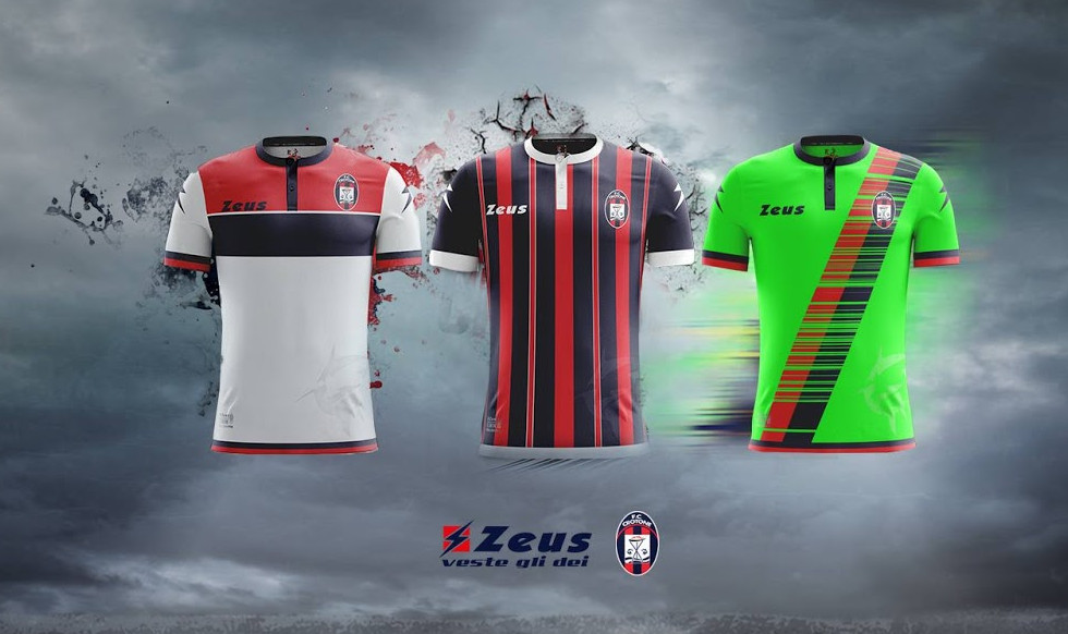 crotone-fc-voetbalshirts-2016-2017.jpg
