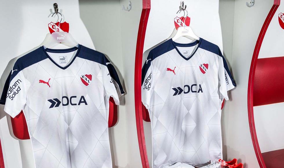 ca-independiente-3e-shirt-puma-2016-2017.png