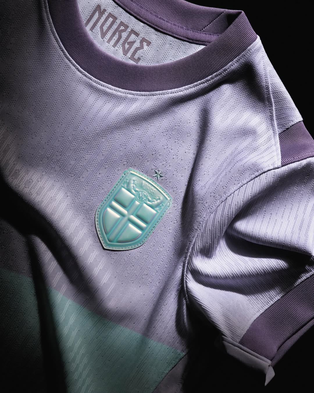 Dit zijn de Noorwegen EK 2025 vrouwen voetbalshirts