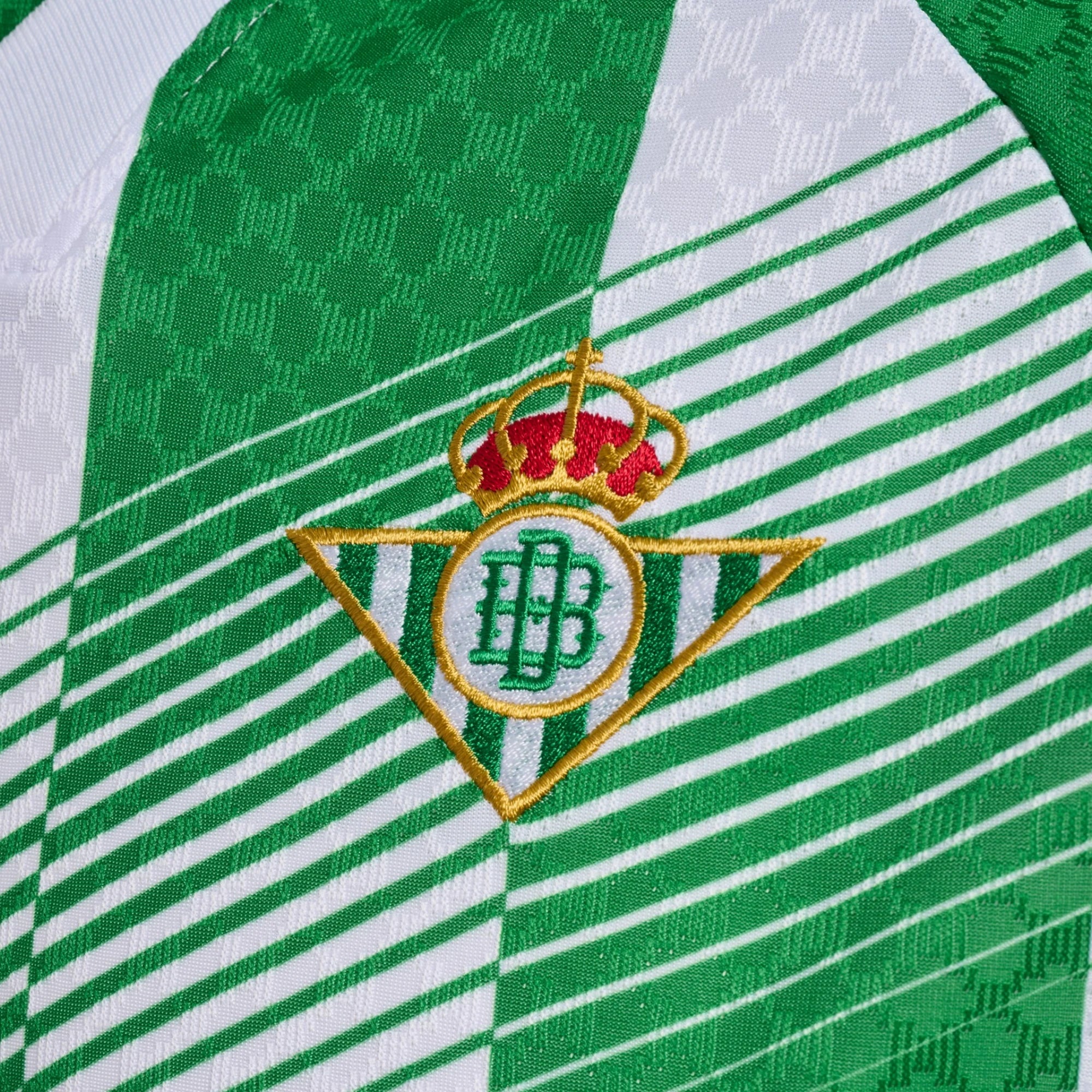 Real Betis thuisshirt 2026-2027 bevat dynamische lijnen!