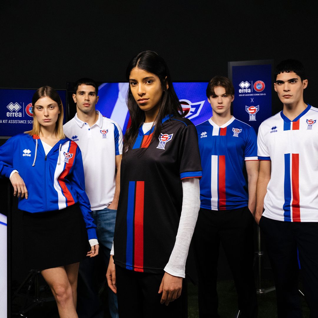 Faröer Eilanden voetbalshirts 2024-2026 in stijl nationale vlag