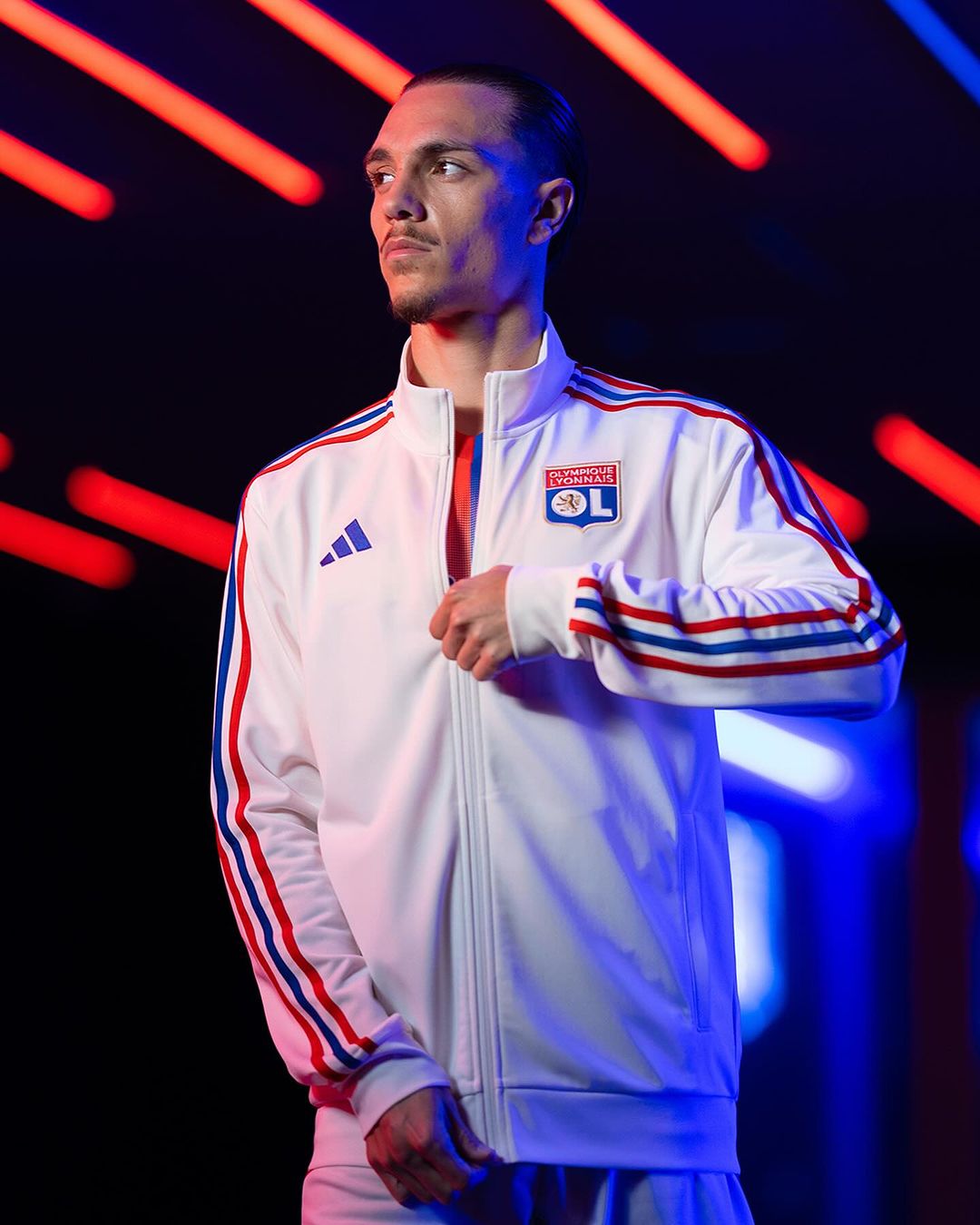 Olympique Lyon thuisshirt 2024-2025 geïnspireerd door twee rivieren