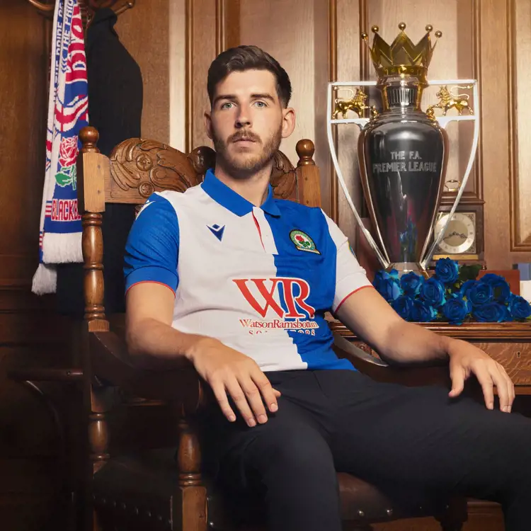 Blackburn Rovers voetbalshirts 20242025 geïnspireerd door Blackburn Rovers voetbalshirts 20242025 geïnspireerd door
