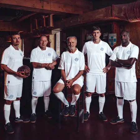 Dit zijn de Olympique Marseille voetbalshirts 2024-2025