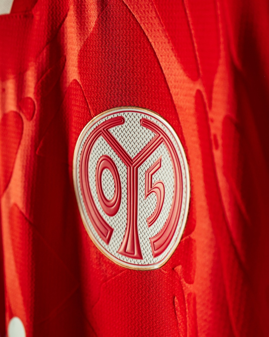 FSV Mainz 05 voetbalshirts 2025-2026 geïnspireerd door stad en shirt 1991-1992