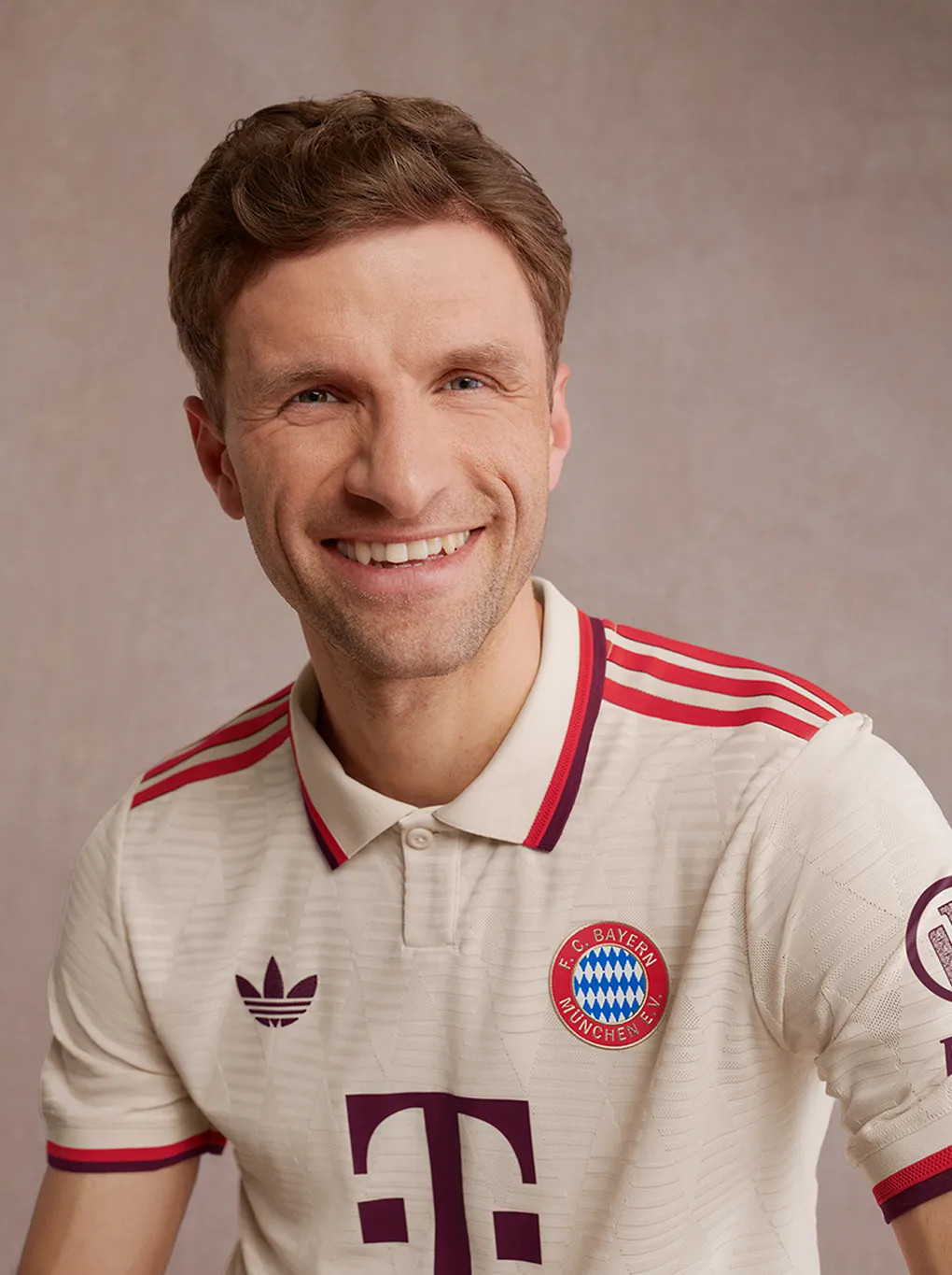 Bayern München 3e shirt 2024-2025 ademt retro met adidas Originals!