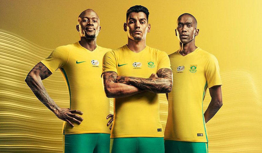 zuid-afrika-voetbalshirt-2017-18.jpg