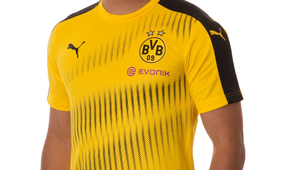 bvb-training-shirt-2017.jpg