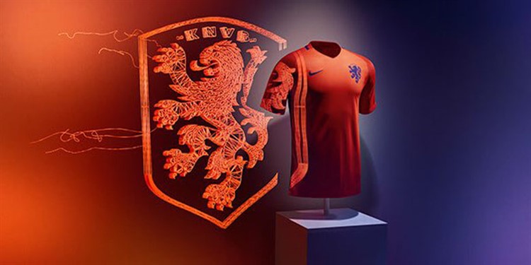 Bank Bestuiven Televisie kijken Nederlands Elftal thuisshirt 2016-2017 - Voetbalshirts.com