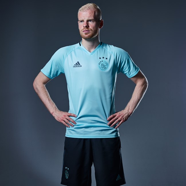 verzoek Onderscheid voorkomen Ajax trainingsshirt 2016-2017