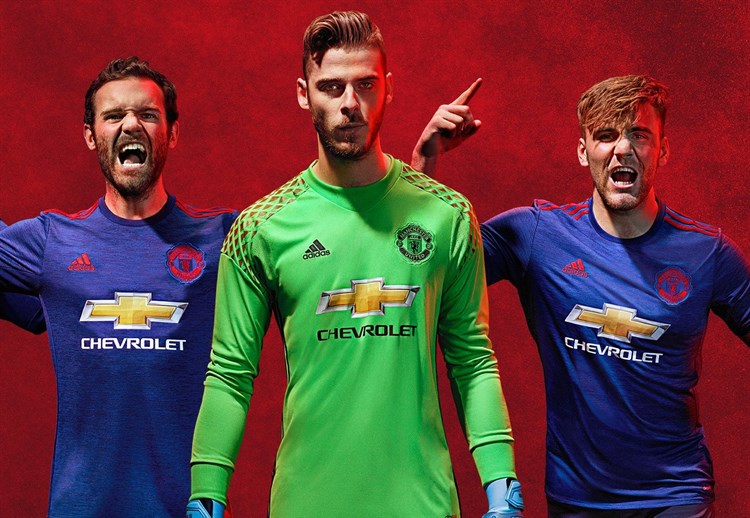 Manchester United 2016-2017 - Voetbalshirts.com