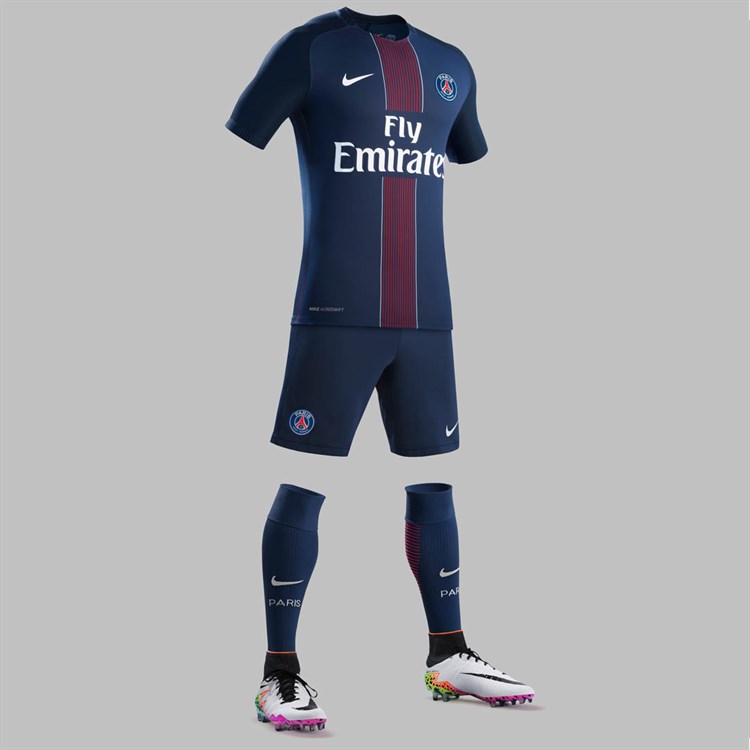 PSG Thuisshirt 2016-2017. 3jpg