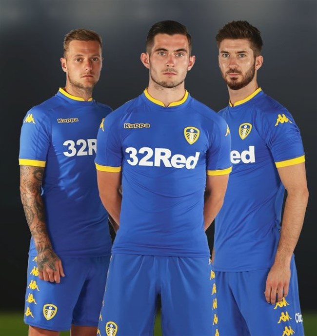 Leeds -united -uitshirt -2016-2017
