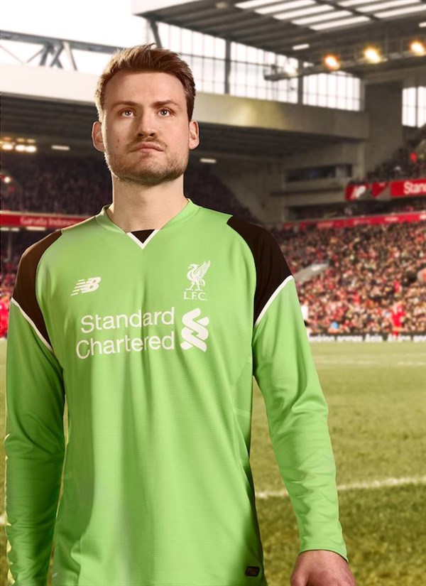 Liverpool -keeper -shirt -2016-2017