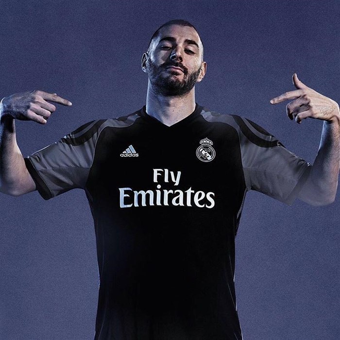 Real -madrid -3e -shirt -2016-2017-gelekt