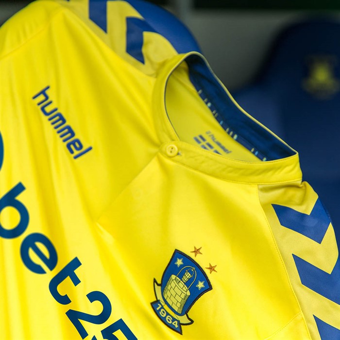 Brondby Thuisshirt 2015-2016 4 (1)