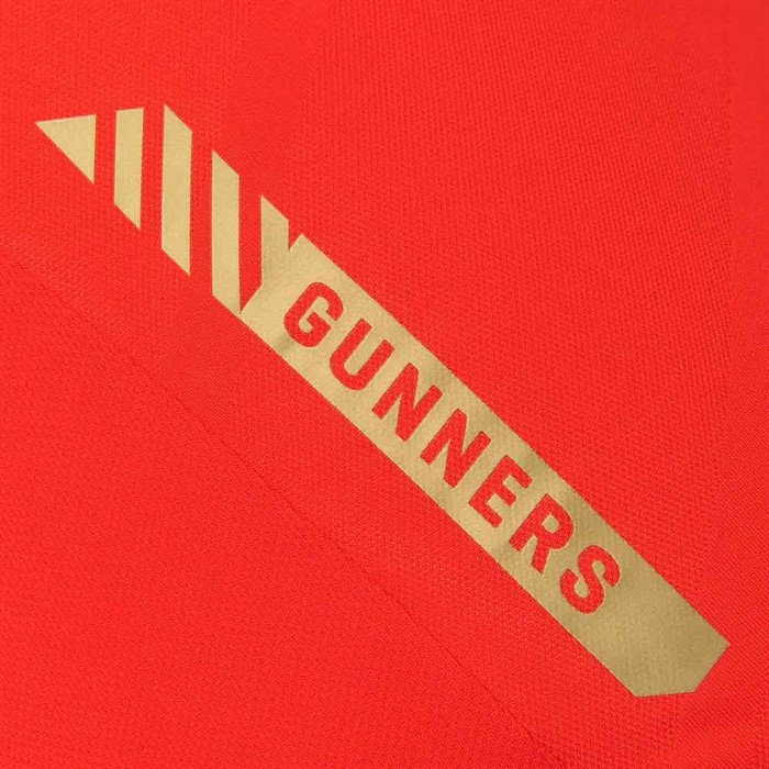 Detail -arsenal -trainingsshirts -2015-2016