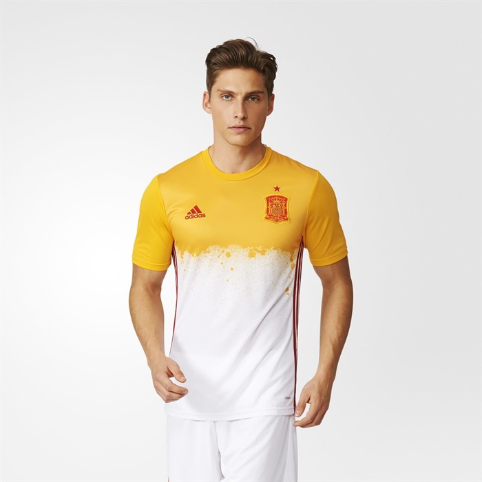 Spanje -pre -match -training -shirt -2016-2017