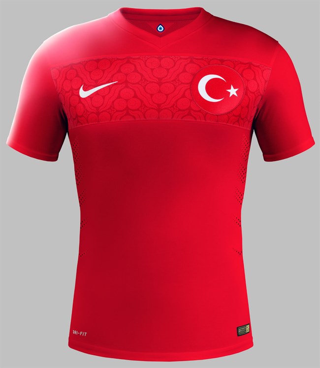 Turkije Voetbalshirt 2014-2015