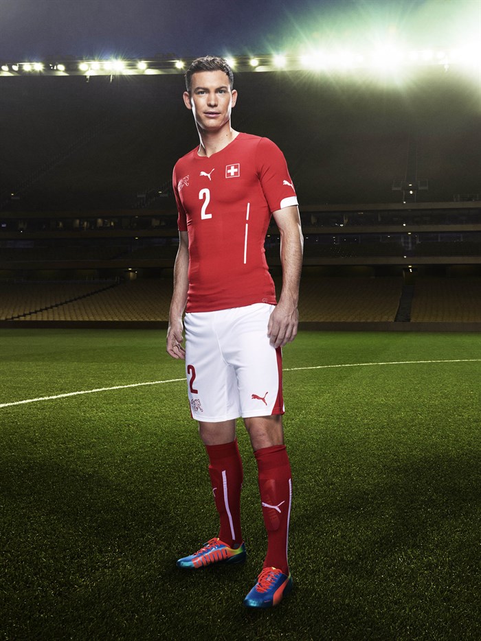 Zwitserland Voetbalshirt 2014-2015