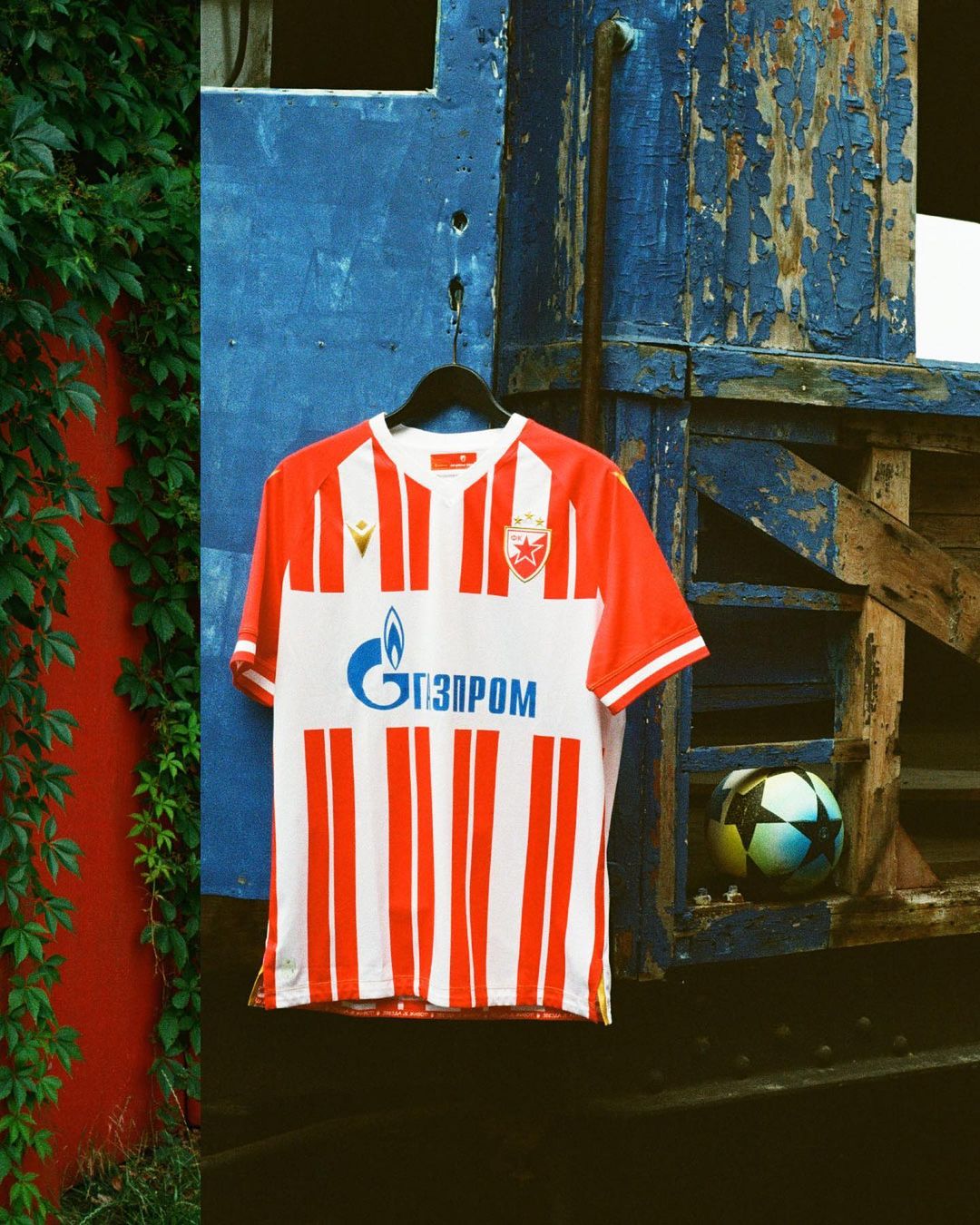 Rode Ster Belgrado voetbalshirts 2023-2024