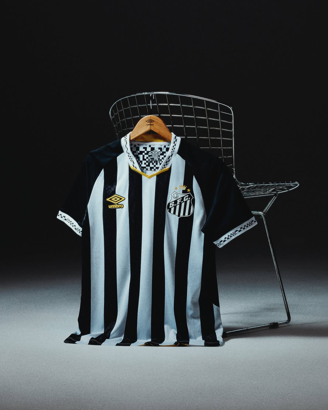 Dit zijn de Santos FC voetbalshirts 2025-2026