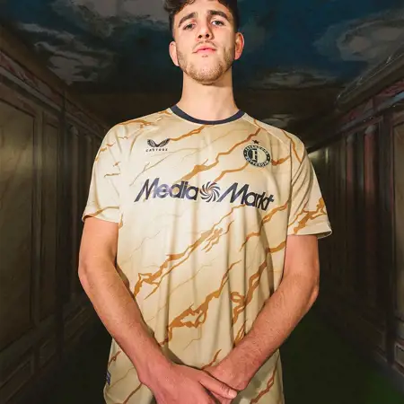 Feyenoord 4de voetbalshirt 2024-2025 geïnspireerd door spelerstunnel de Kuip