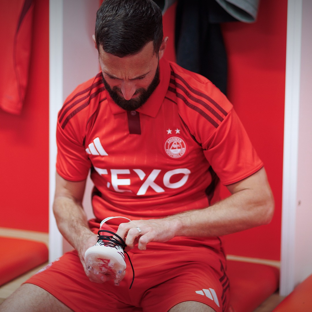 Dit zijn de Aberdeen voetbalshirts 2025-2026
