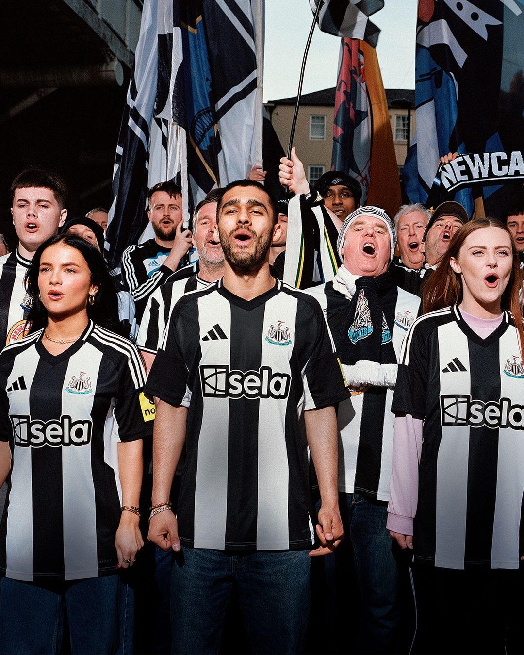 Newcastle United thuisshirt 2024-2025 geïnspireerd door shirt 2002-2003