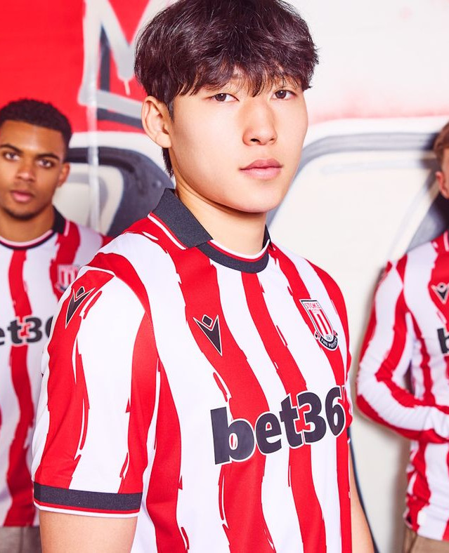 Stoke City voetbalshirts 2025-2026 combinatie van kunst en retro! 