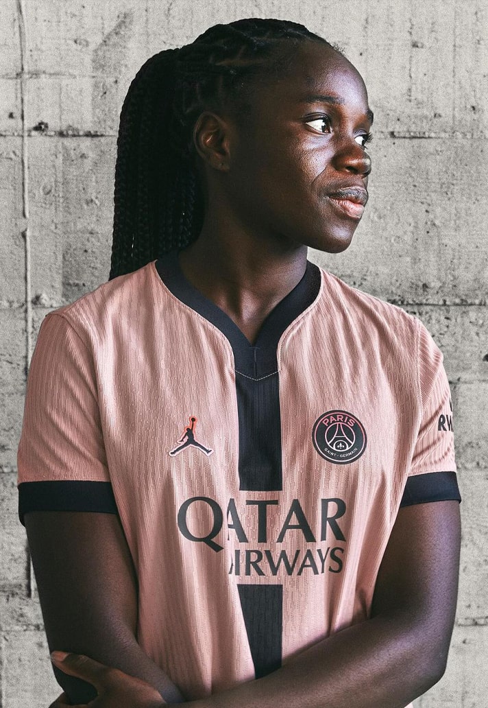 Paris Saint Germain Jordan Brand 3e shirt 2024-2025 is roze!