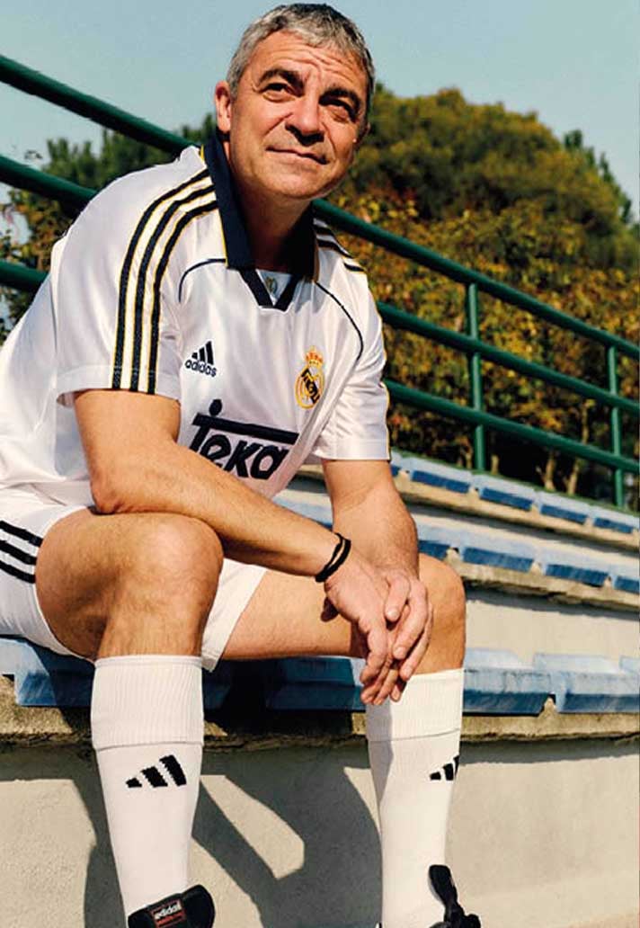 adidas lanceert remake Real Madrid voetbalshirts 1999-2000
