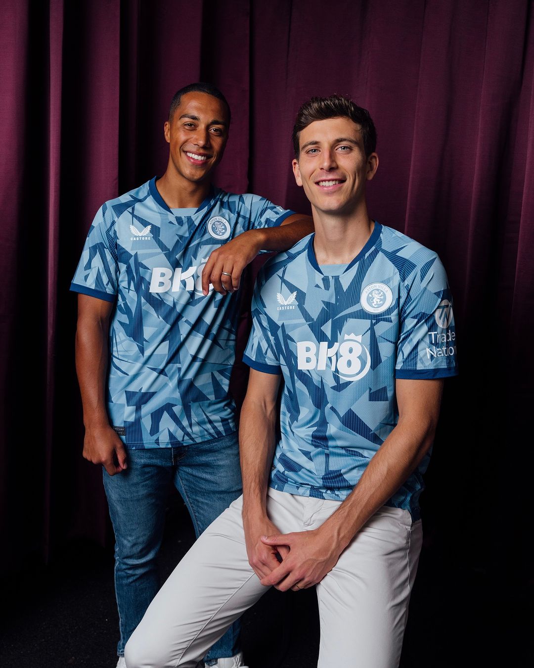 Aston Villa voetbalshirts 2023-2024