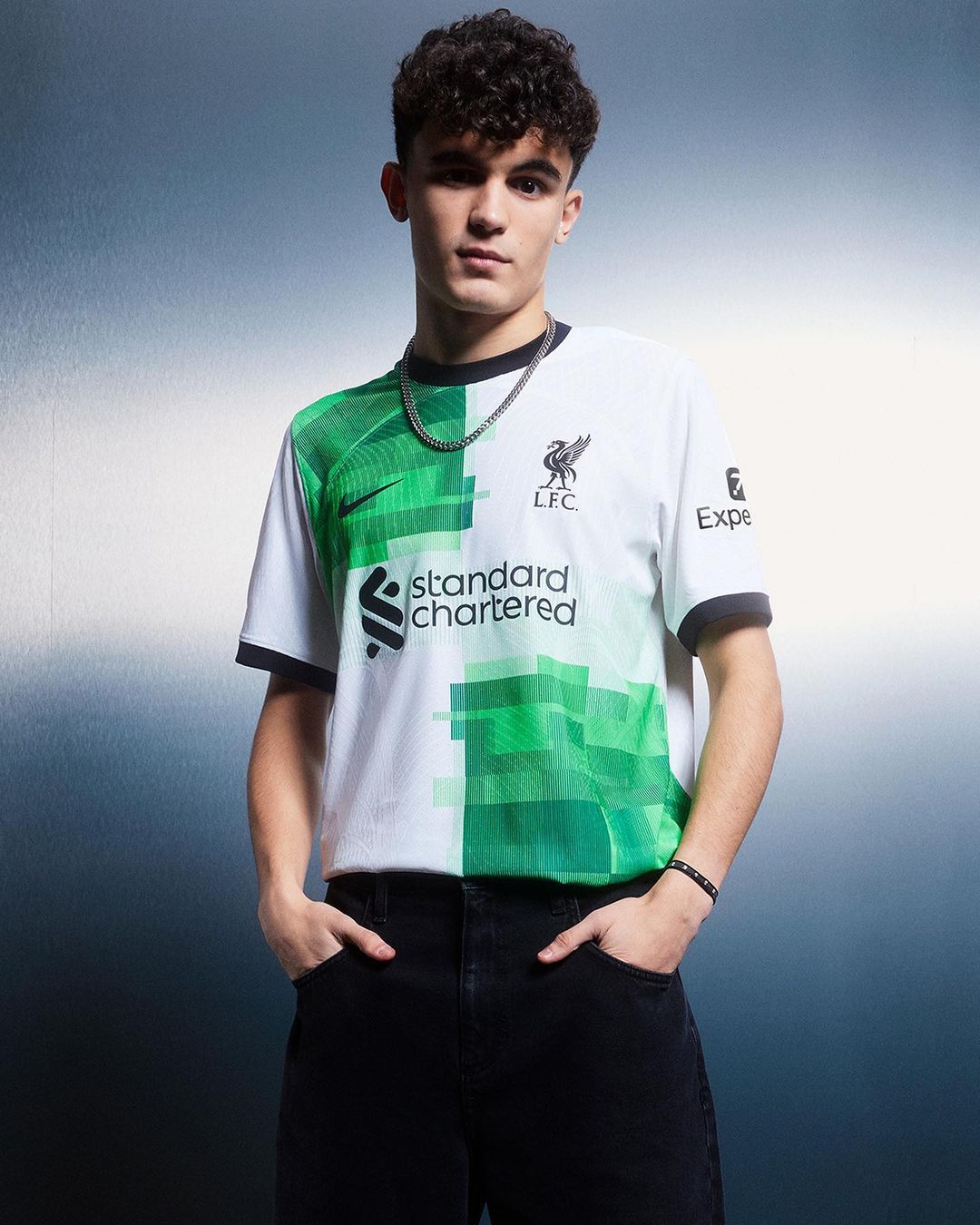 Liverpool uitshirt 2023-2024