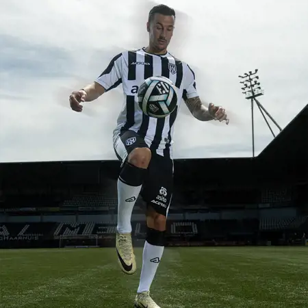 Heracles Almelo voetbalshirts 2024-2025 ontworpen door supporters